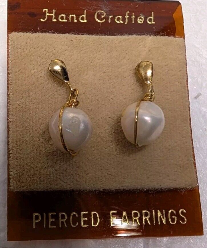 Vintage Drop Dangle Earrings Gold Tone Bird  cage Faux Pearl White New - $9.89