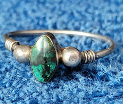 Beautiful Ladies &quot;Silver Tone&quot; &quot;Green Mixed Stone&quot; Pretty Ring - £11.98 GBP