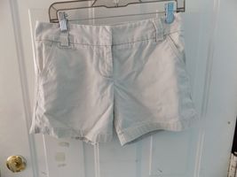 J.CREW Flat Front CLASSIC TWILL CHINOS BEIGE SHORTS  SIZE 4 WOMEN'S EUC - $19.80
