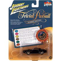 Johnny Lightning - Trivial Pursuit 1977 Pontiac Trans Am w/Poker Chip - $559.30 MXN