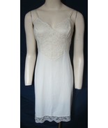 Vintage VANITY FAIR Slip Lace Slinky Lingerie Nylon 1950s Off White Wome... - $42.74