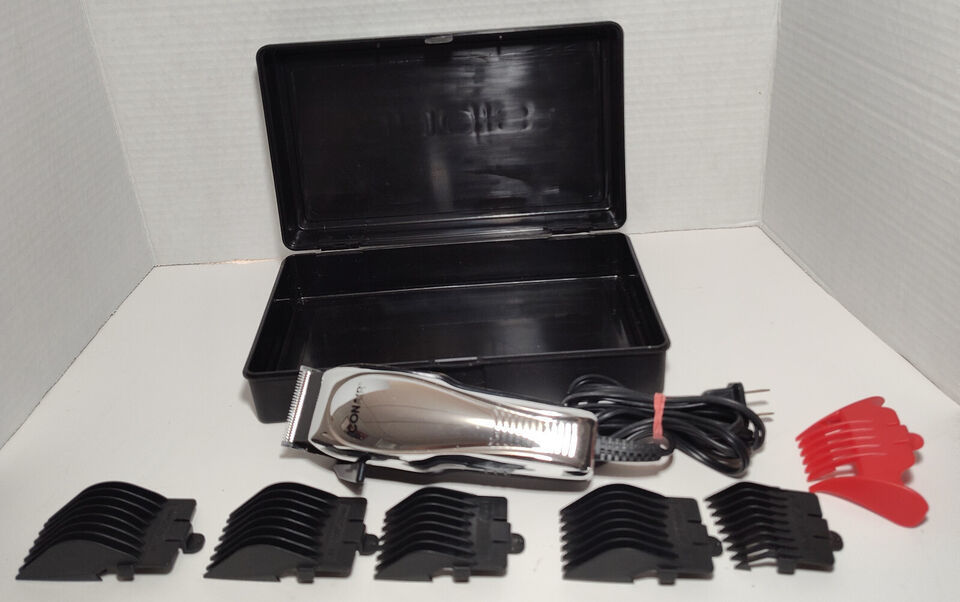 Conair Deluxe Custom Cut Chrome Home Haircutting Kit HC201 - Super Clean - $9.90