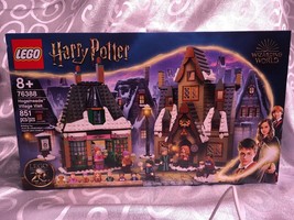 LEGO Harry Potter Hogsmeade Winter Village Visit 76388 Honeydukes 3 Broomsticks - £139.84 GBP