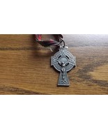 Vintage Erin Irish Ireland Crucifixion Cross 15j - €21,10 EUR