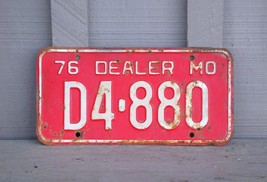 Missouri License Plate MO Dealer Single 1976 Number D4-880 - $14.85