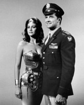Wonder Woman TV Lynda Carter in uniform Lyle Waggoner as Steve 4x6 photo - $6.99