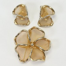 Bergere Signed Gold Tone Flower Brooch Pin 1.8&quot; W &amp; Earrings Set .7&quot; W x 1&quot; L - £38.55 GBP