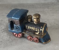 Vintage Cast Iron “Express” Train Locomotive Figurine – Blue &amp; Gold – Heavy - $27.53 CAD