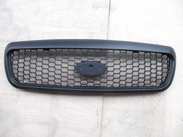 Matt Flat Black For Ford Crown Victoria Grille 1998-2011 6W7Z-8200-AA - £60.11 GBP