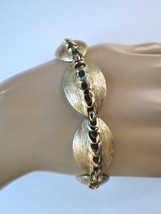 VTG Monet Bracelet Knob Catch Gold Tone Brushed Finish Safety Chain Wide... - £39.95 GBP