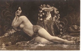 Original ~ 1910 French Postcard: Reclining nude with flower display - $848.21 MXN