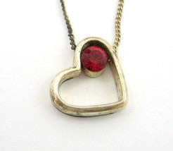 Necklace Floating Heart Pendant Vintage One Red Rhinestone Silvertone 18&quot; - £11.98 GBP