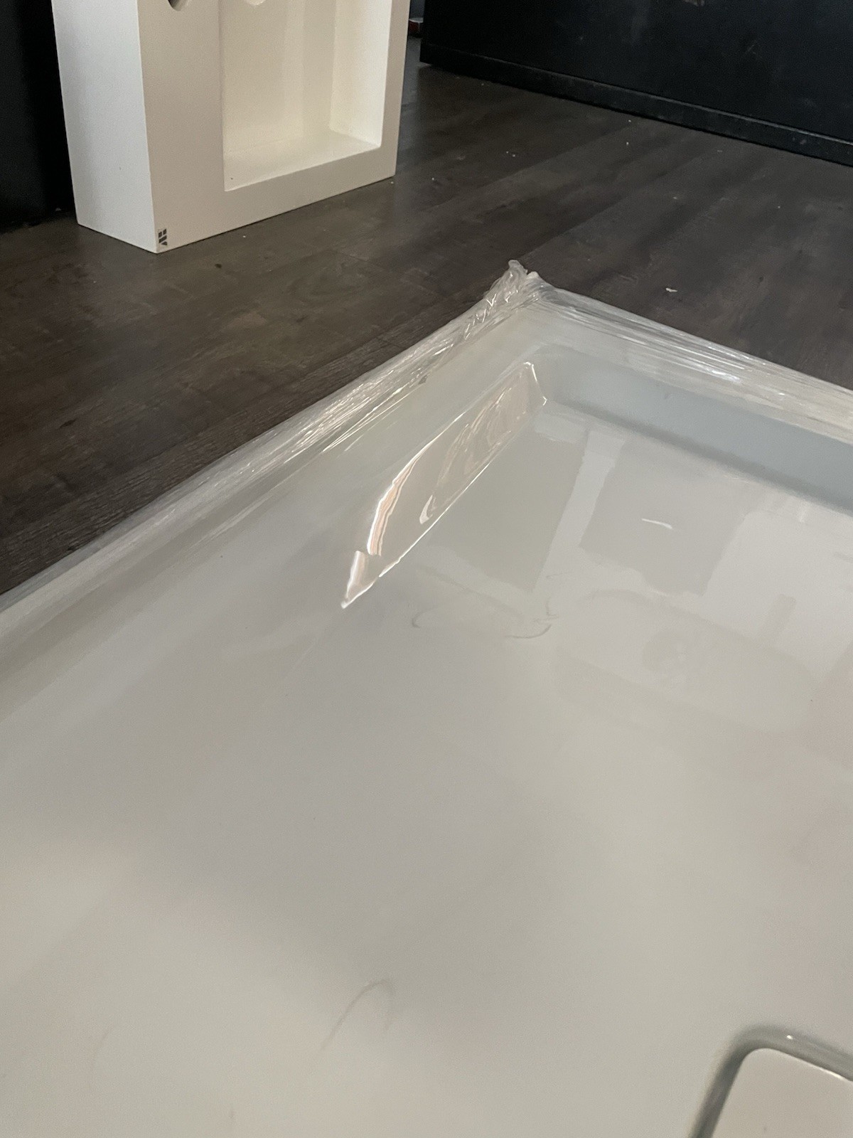 Caml-Tomlin Shower Pan 48" W x 32" Center Drain Cover Molded tiline Flange Left Item image 6