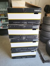 Dub Royalty Wheels 24 x 9.5  No tires included image 9