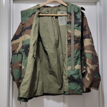 VTG Golden Military Cold Weather Field Jacket Camo 8415-01-099-7834 Sz M... - $59.95