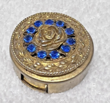 Vintage Rose w Blue Rhinestone Round Pillbox Pill Box 1 1/2&quot; Sliding Door ! - €15,77 EUR