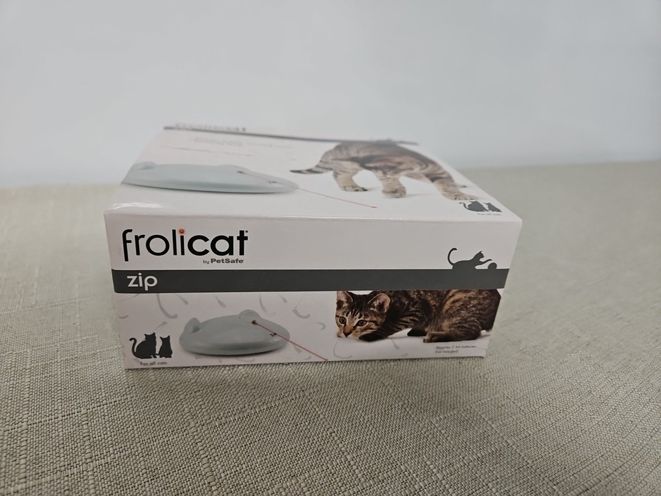 Frolicat Zip Laser Cat Toy White Barely Used - $25.18