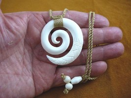IBP-51 Maori Style Circle Of Life Fish Hook Aceh Bovine Bone Pendant Necklace - £14.70 GBP