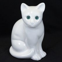 ELFA Alcobaca White Cat Statue Figurine Green Eyes Kitty Figure 8 1/2&quot; Tall - £17.41 GBP