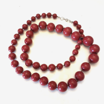 Beautiful Chunky Dark Orange Red Bead NECKLACE 36&quot; Graduated Plastic Bea... - $27.02 CAD