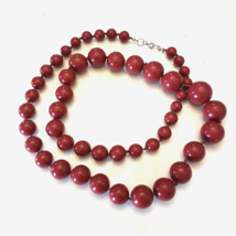 Beautiful Chunky Dark Orange Red Bead NECKLACE 36&quot; Graduated Plastic Bea... - £15.64 GBP