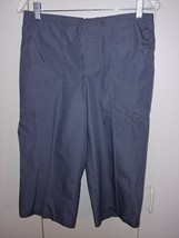 RED CROSS LADIES GRAY CROPPED SCRUB PANTS-S-POLYESTER/COTTON-BARELY WORN... - $6.79