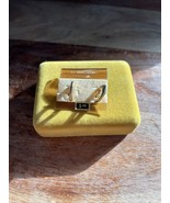 Vintage Clip On Gold Hoop Earrings - €12,18 EUR