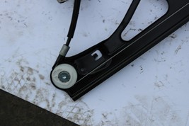 2003-2006 MERCEDES E350  LEFT FRONT WINDOW REGULATOR R1848 image 4