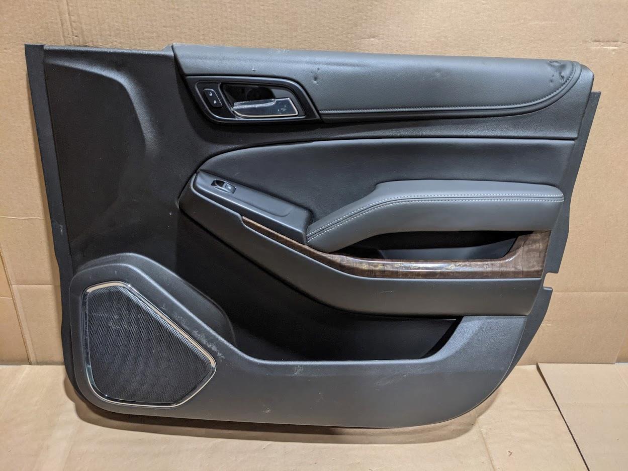 2015-2019 GMC Yukon XL front passenger right side door panel assembly 84... - $163.35