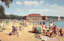Lake Geneva Wisconsin~Municpal Bathing Beach Postcard - £5.99 GBP
