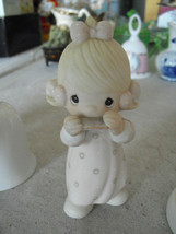 Vintage 1984 Precious Moments Lord Give Me a Song Girl Figurine 5&quot; Tall - $15.84