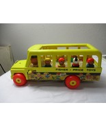 Vintage 1965 Fisher Price School Bus #192 7 figures - $936.77 MXN