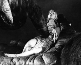 King Kong 1976 Kong prods jessica Lange with his giant finger 8x10 inch photo - £7.79 GBP