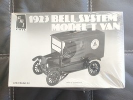 AMT/Ertl 1923 Bell System Ford Model T Van Vtg 1980s 1:25 Model Kit NEW SEALED - £37.35 GBP