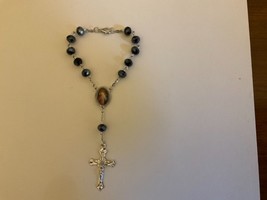 Beautiful  Rosary for Car Rear View Mirror with DIVINE MERCY as Center P... - £4.35 GBP