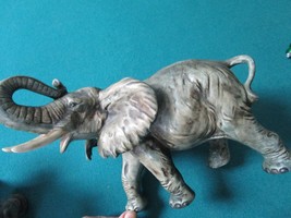 Andrea By Sadek Ceramic African Elephant 6 1/2&quot; Tall By 7 1/2&quot; [A] - £98.90 GBP