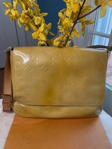 LOUIS VUITTON Monogram Vernis Thompson Street Semi-Shoulder Bag BA0070 - $207.90
