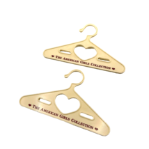 AMERICAN GIRL Hangers Retired Vintage Heart Set of 2  American Girls Col... - $227.15 MXN