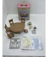 Calico Critters Sylvanian Families HOME PARTY SET Table Chairs Cake Pizz... - £28.35 GBP