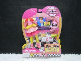 Kuu Kuu Harajuku Pink Cupcake Fashion Pack Doll Clothes and Accessories, NEW - $7.95