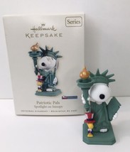 Snoopy Peanuts 2008 Hallmark Patriotic Pals Statue of Liberty 11th in Series - £12.02 GBP