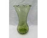 Vintage MCM Emerald Green Glass Swirl Flower Vase 7&quot; X 4&quot; - $31.67