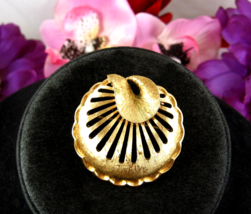 Monet Fan Sea Shell Brooch Vintage Pin Round Goldtone Open Work Brushed 1 1/2&quot; - £11.60 GBP