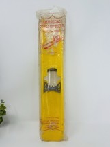 Vintage American Corn Cutter Winimac Indiana Yellow Plastic In Original ... - $13.59