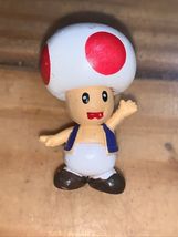 Toad Super Mario Bros Nintendo Action Figure Toy 2008 1 1/2" Minifigure - $5.94