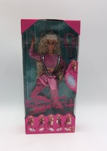 Mattel Dance Moves Tanz Star Dans &amp; Swing Barbie #13083 Vintage (1994) NRFB - £22.73 GBP