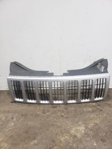 Grille Laredo Painted Fits 05-07 Grand Cherokee 667308 - £79.13 GBP