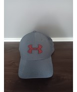underarmour classic hat! Excellent condition! Super clean! - $127.46 MXN