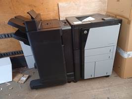 HP LaserJet Enterprise M806 Printer with Finisher - £2,772.84 GBP