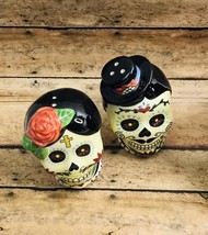 Salt Pepper Shakers Day Of Dead Blue Sky Clayworks Halloween Sugar Skull Couple - £14.25 GBP